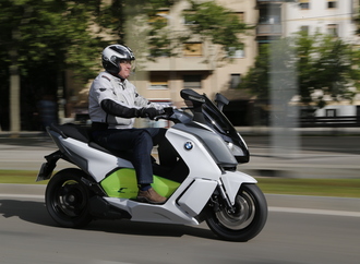 E-Motorräder und Roller  - Ladehemmung 