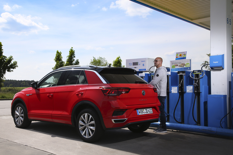 Kraftstoffkosten in Europa  - Deutschland ist mittelmäßig teuer 