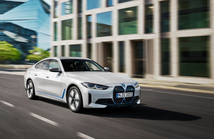 BMW - Neue Stromer in Voll- und Teilzeit  