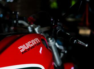 Ducati Monster: Sets und Zubehör für die Individualisierung