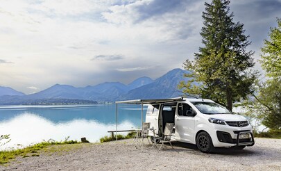 Opel Vivaro als Reisemobil - Alpincamper für zwei oder vier