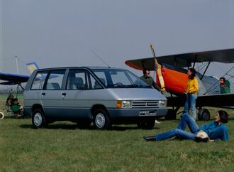 Tradition: 40 Jahre Renault Espace - Durch Raum und Zeit
