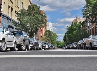 Parken im Kreuzungsbereich – darauf müssen  Autofahrer im Alltag besonders achten