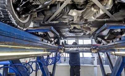 Kardanwellen im Fahrzeugbau: Die unsichtbaren Helden der Kraftübertragung