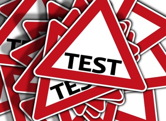 Sicherheitsanforderungen und Crashtests für Elektroautos aus China im Überblick